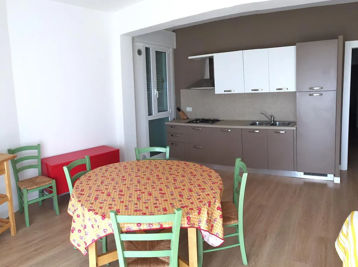 Apartamento Centro Commerciale Hotel Lido di Jesolo Itália