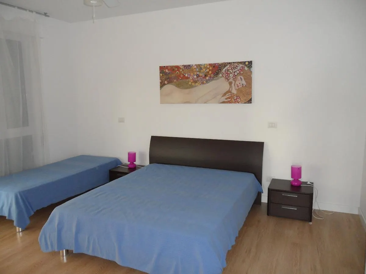 Centro Commerciale Otel Lido di Jesolo Daire
